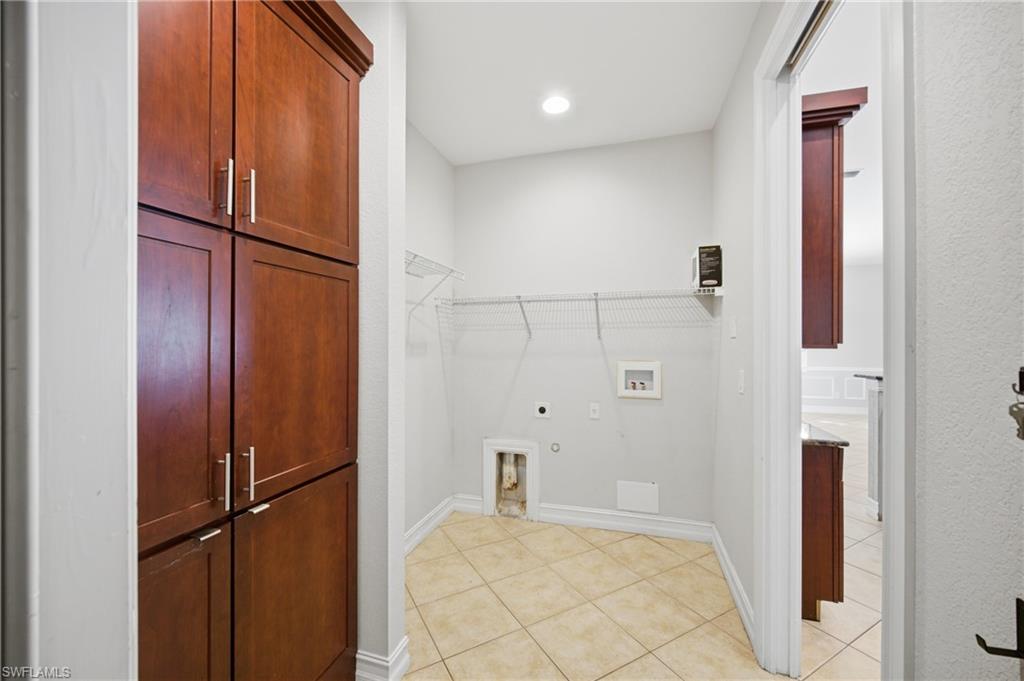2538 SW 35th LN photo 16