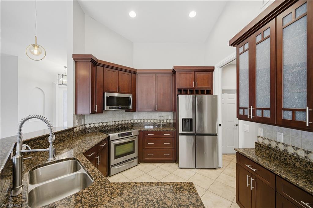 2538 SW 35th LN photo 14