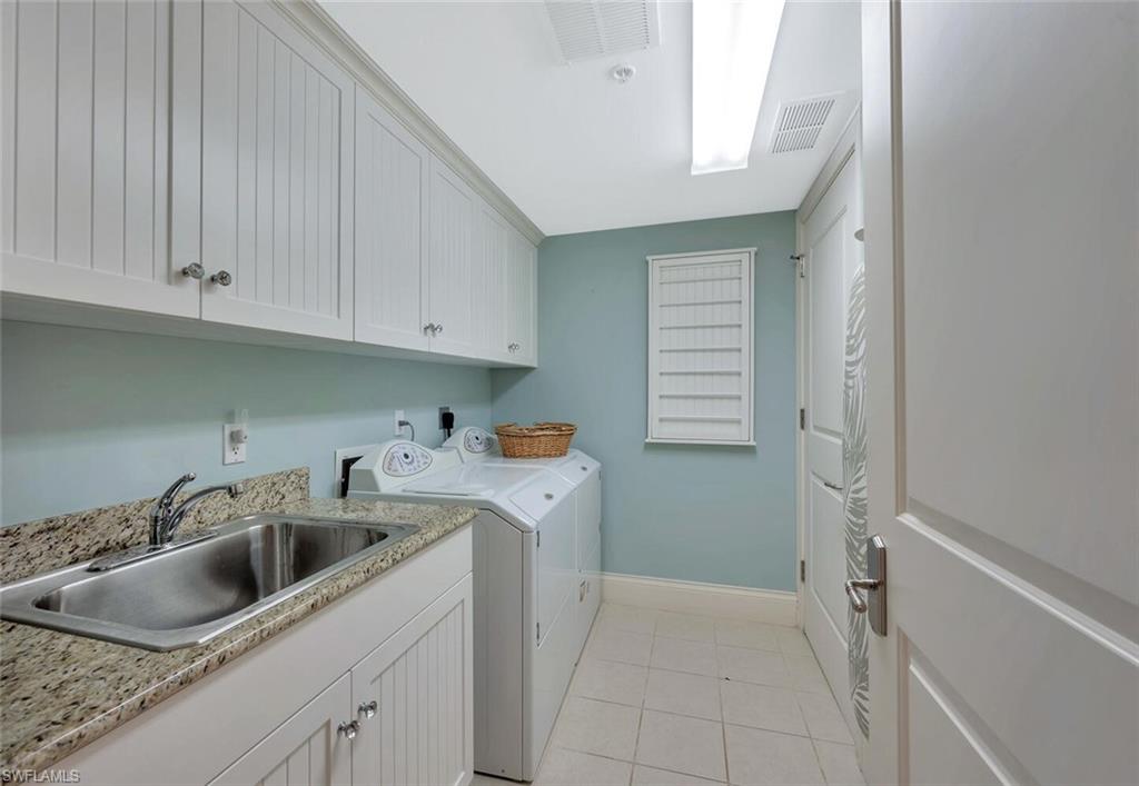 325 3rd ST S 6 photo 29