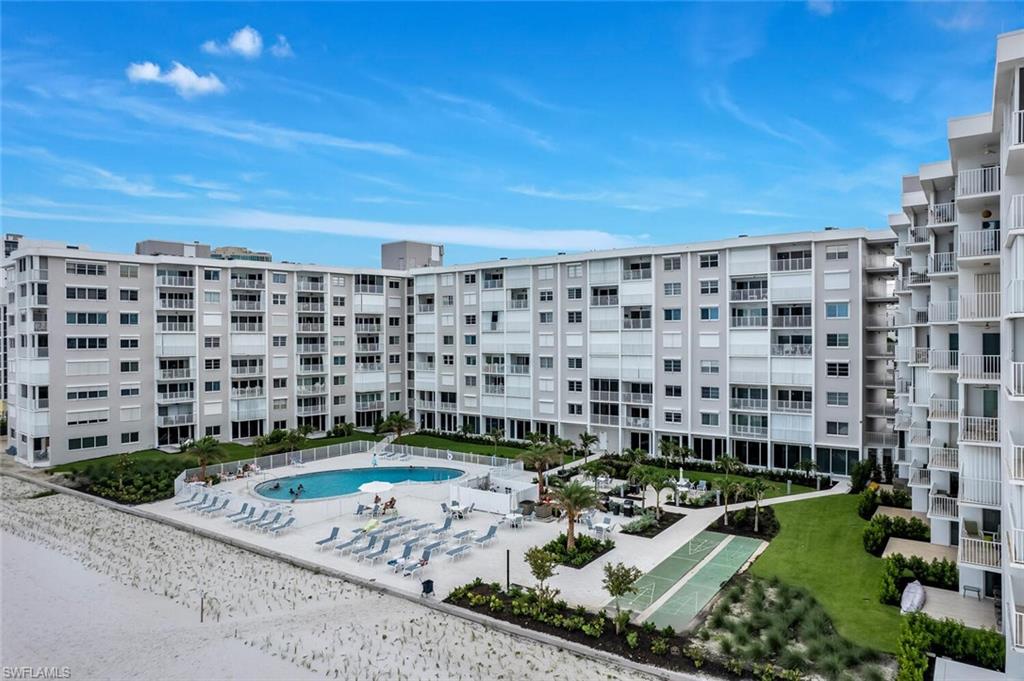 View of apartment building / complex