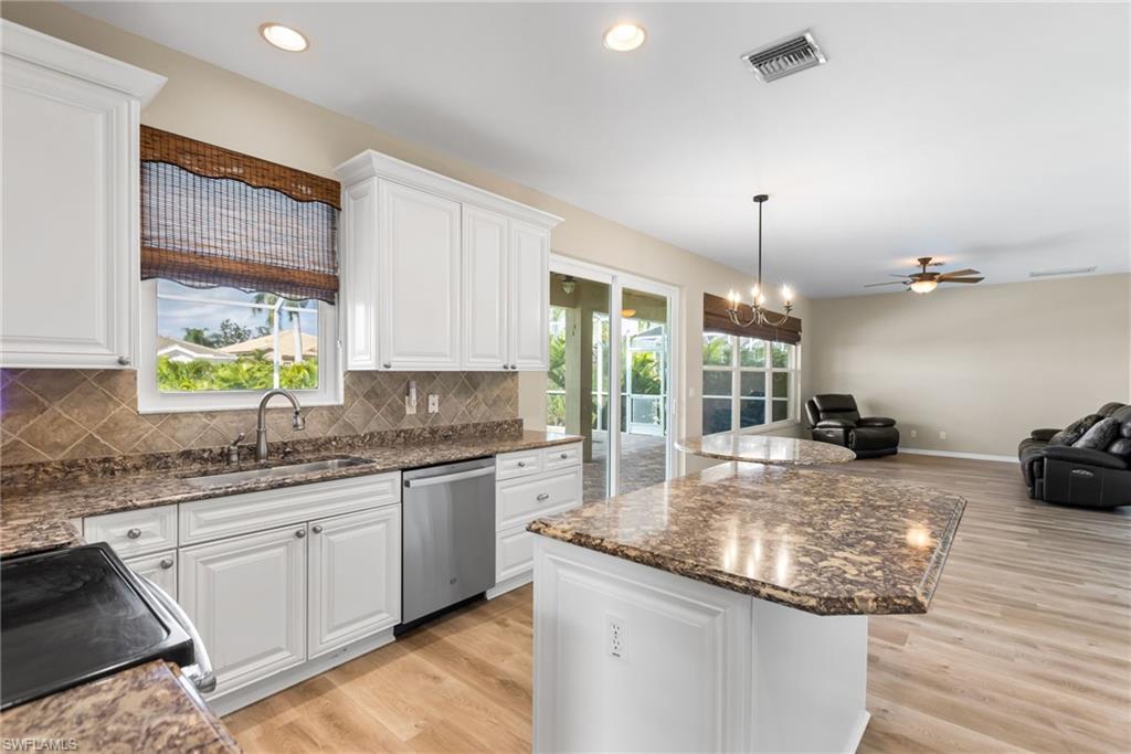 16620 Wellington Lakes CIR photo 23