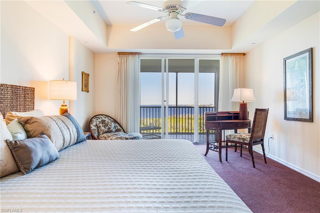 Wake up to this gorgeous view of the Caloosahatchee River!