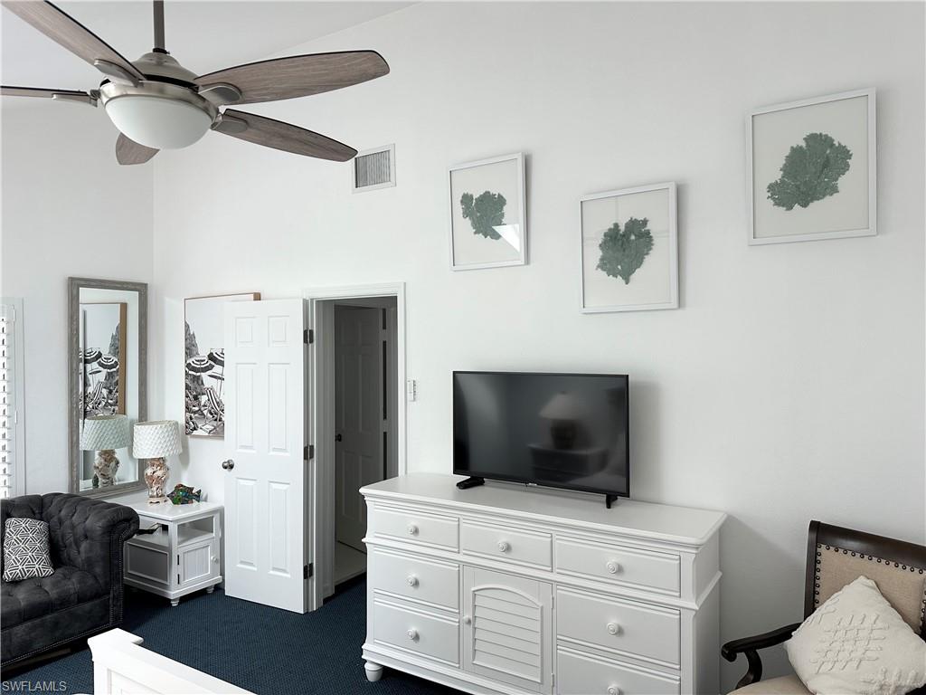King bed, remote skylight, sitting area
