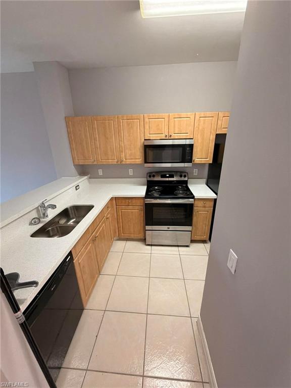 607 SE 13th PL 201