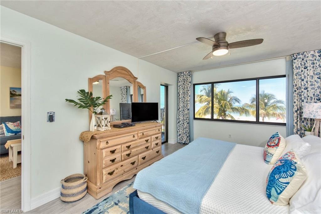 7500 Estero BLVD 202 photo 6