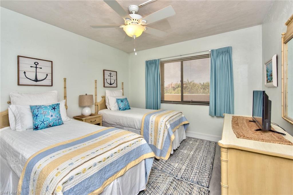 7500 Estero BLVD 202 photo 8