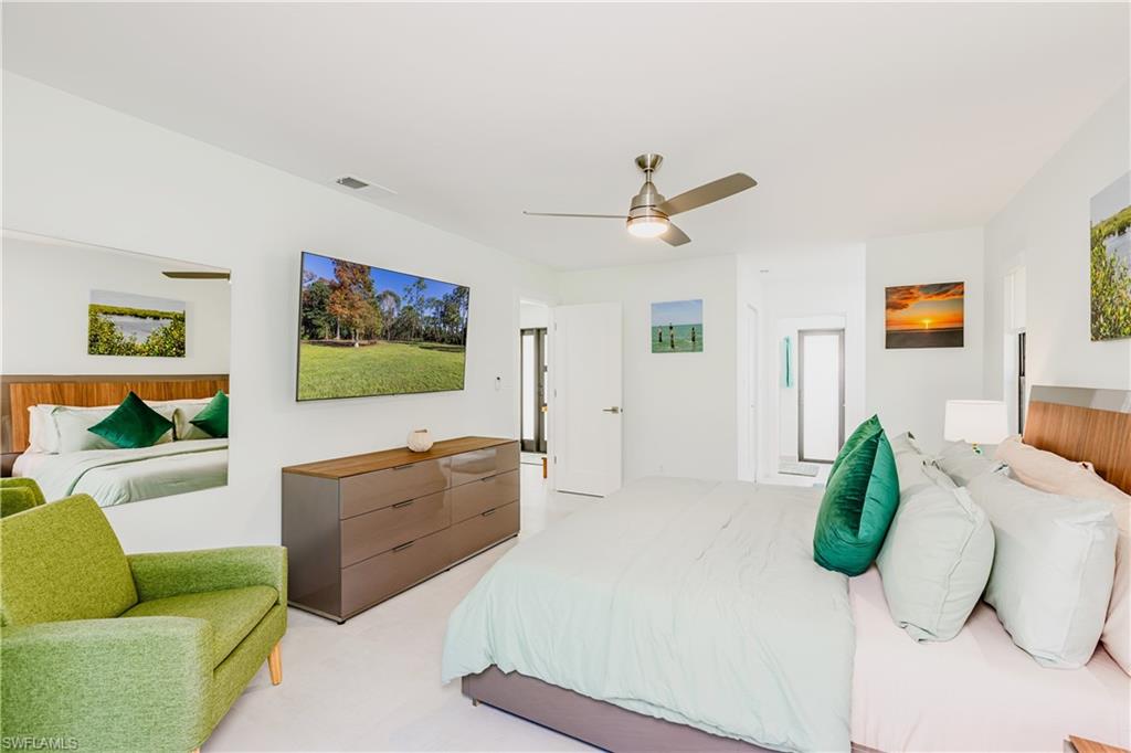 Primary Bedroom with King size bed