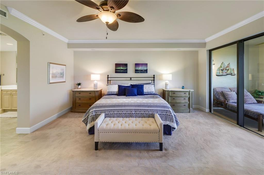 Living Room featuring crown molding, 9' ceilings and spectacular views.