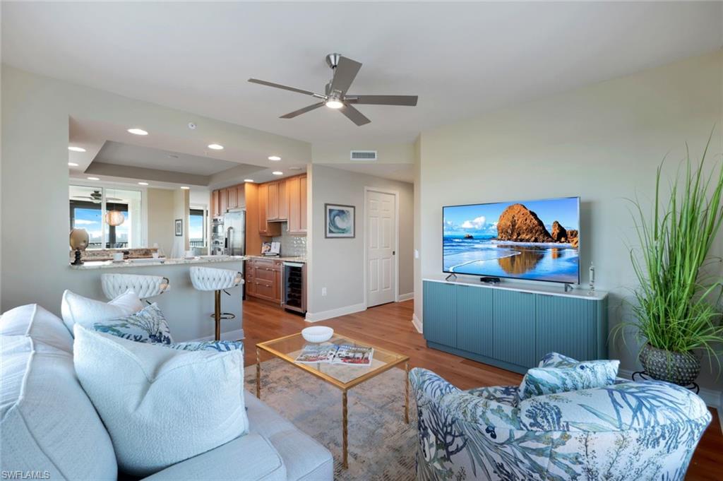455 Cove Tower DR 801 photo 20