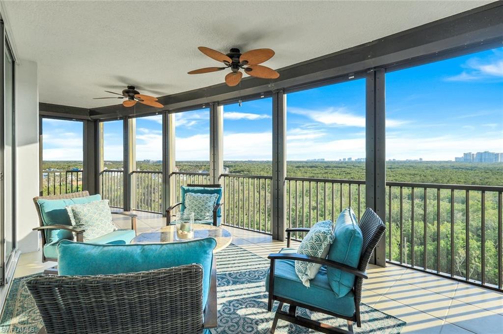 Access to lanai from master suite