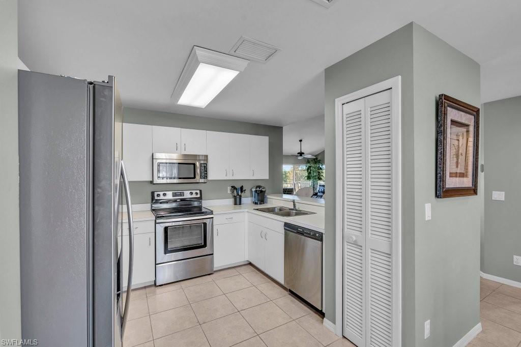 8251 Grand Palm DR 3 photo 18