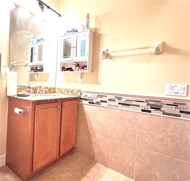 11079 Sparkleberry DR S photo 40
