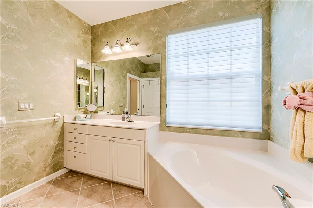 21900 Longleaf Trail DR photo 17