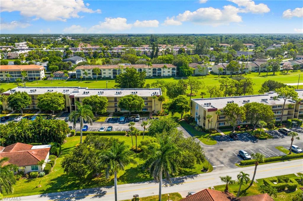 Aerial view of apartment complex / building