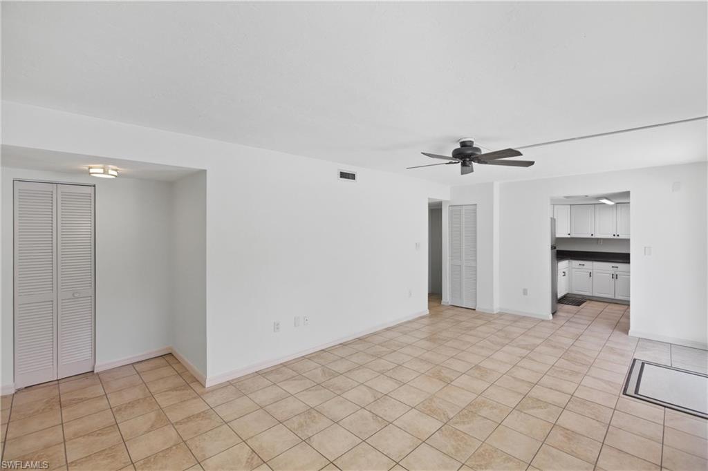4931 Vincennes CT 4 photo 6