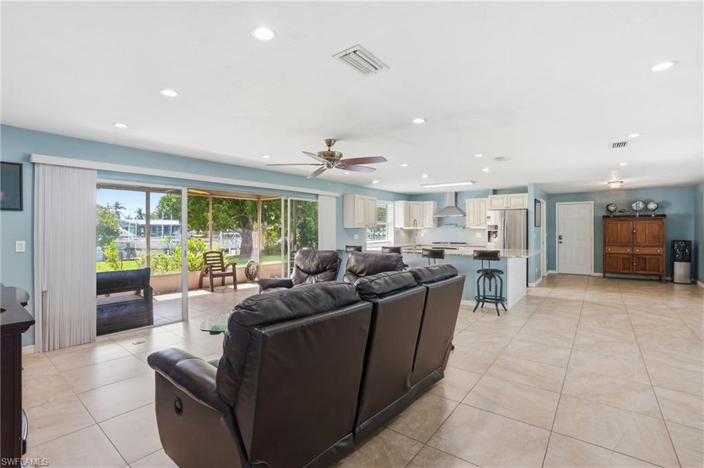 5229 Pelican BLVD photo 12