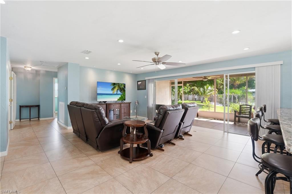 5229 Pelican BLVD photo 11