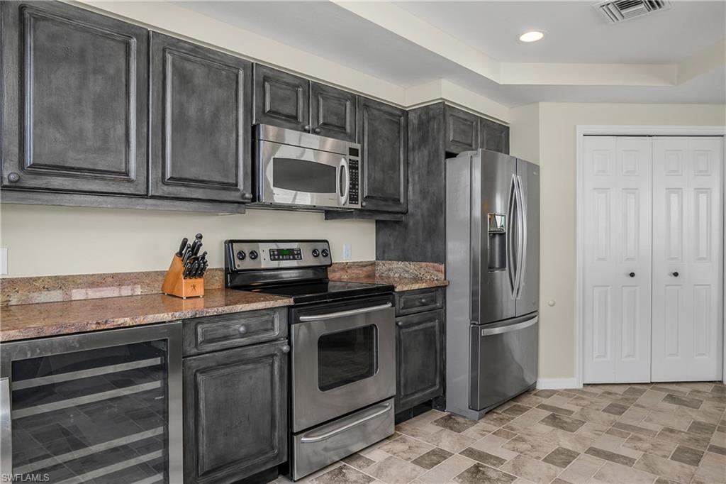 Redone kitchen with granite countertops