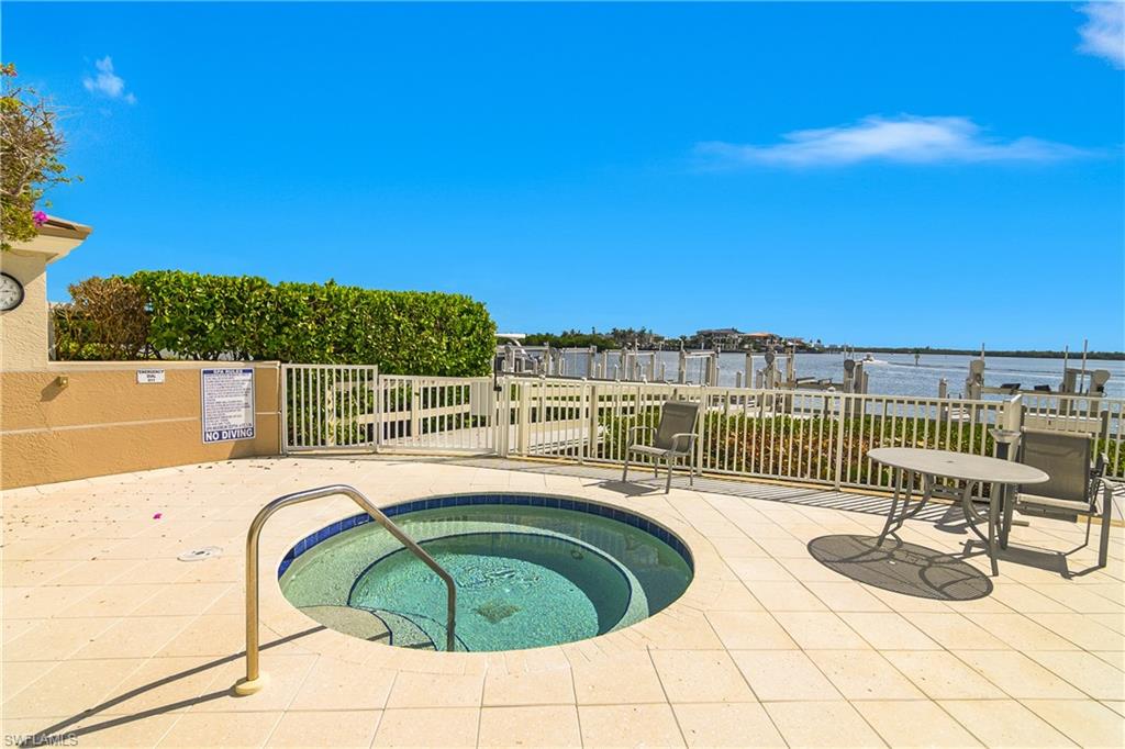 Hot tub with amazing views