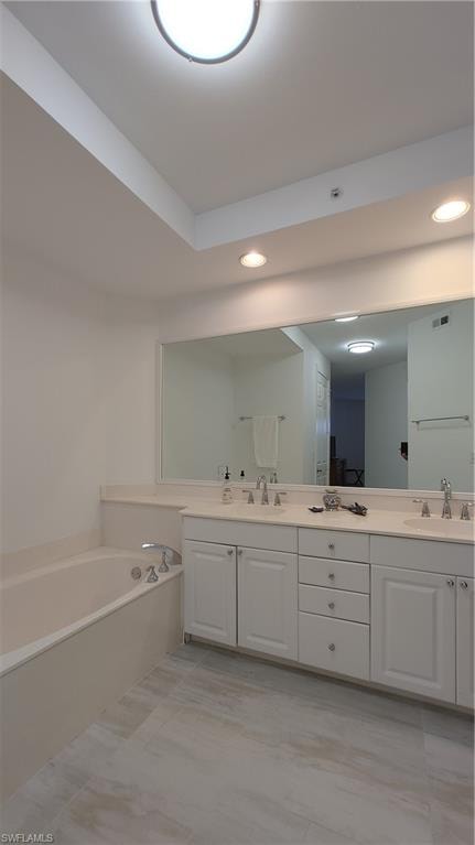 400 Flagship DR 1104 photo 14