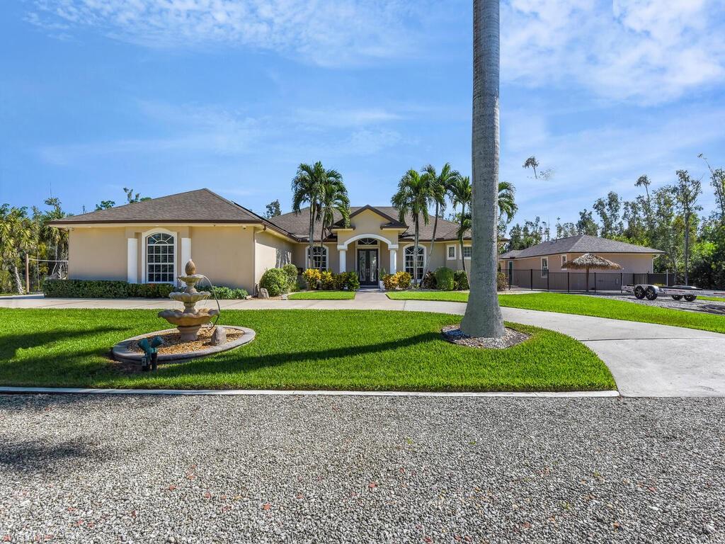 Single Family Home Design & Detached Guest House