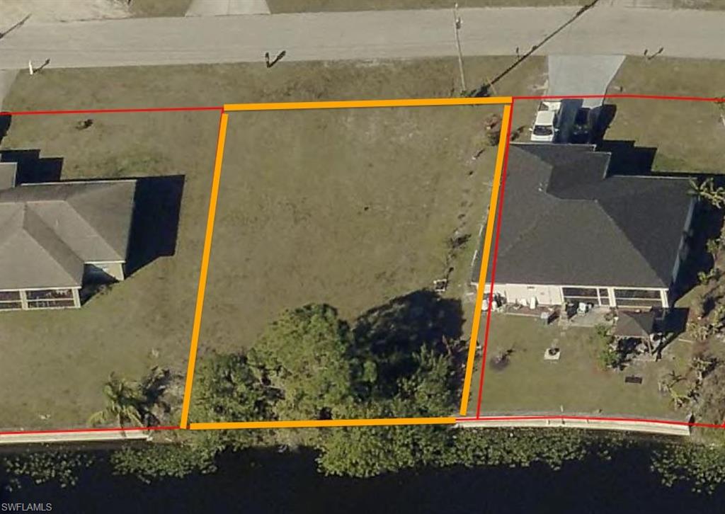 Aerial overview of property's location with property parcel outlined