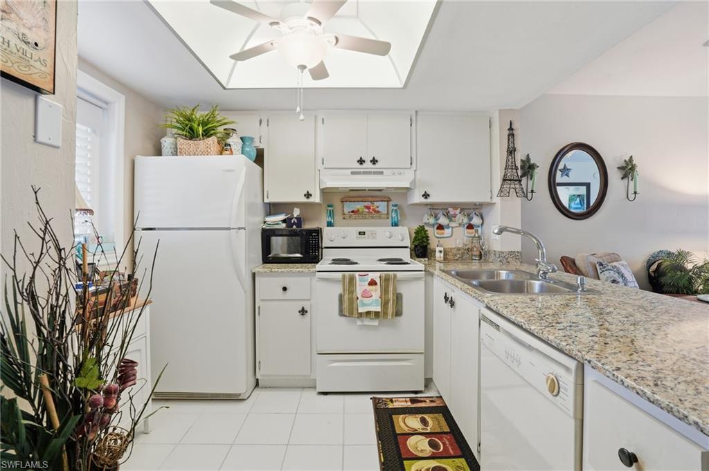 4790 Cleveland AVE 1106 photo 8