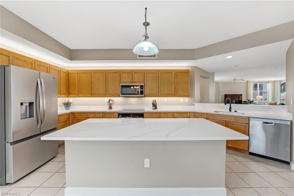 14250 Royal Harbour CT 318