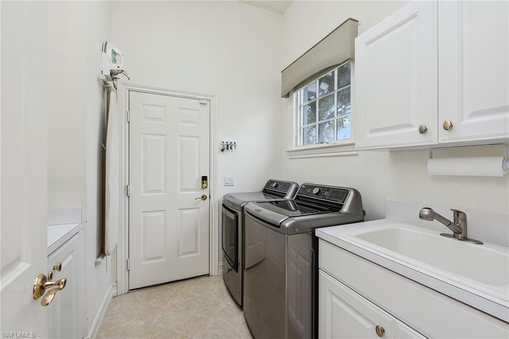 8469 Mallards WAY photo 22