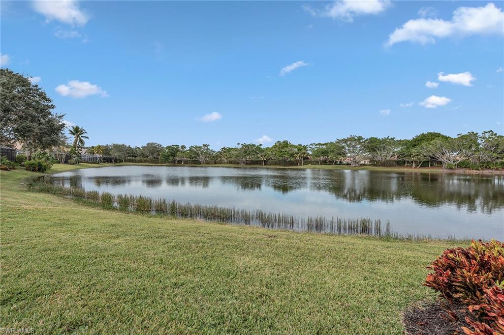 8469 Mallards WAY photo 29