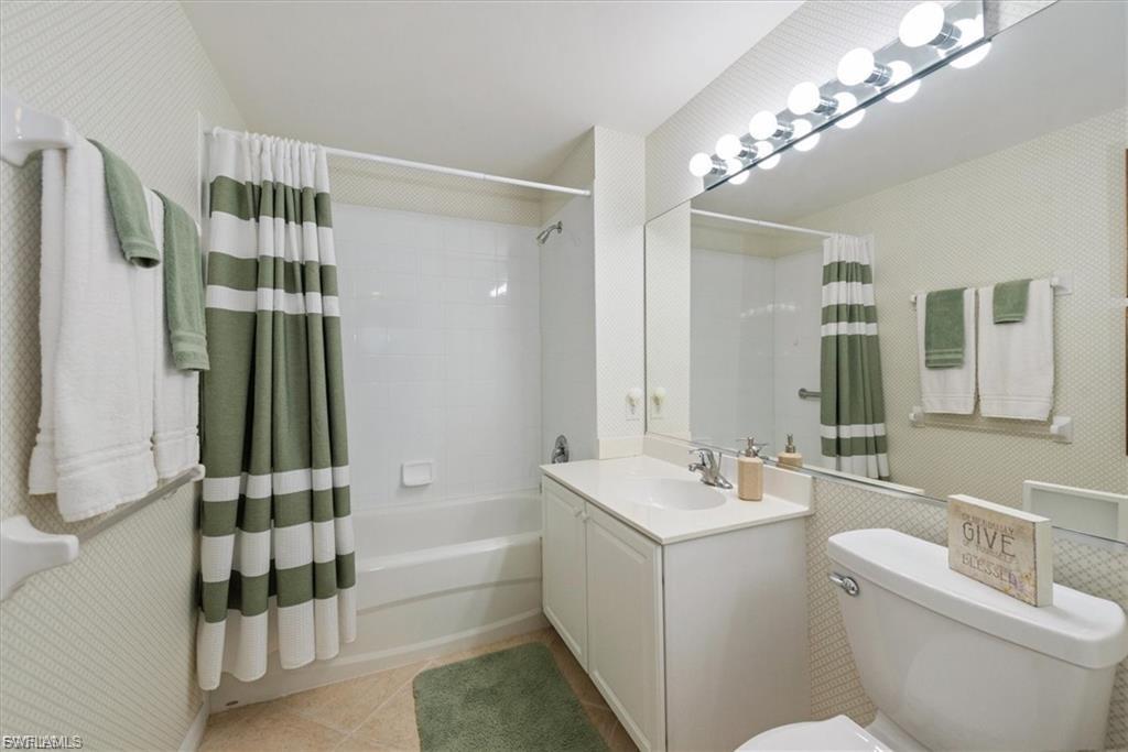 11033 Mill Creek WAY 202 photo 13