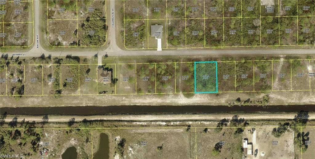Aerial view of property's location with property boundaries highlighted