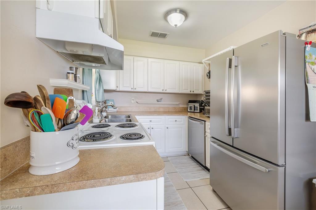 257 Briar CT photo 9