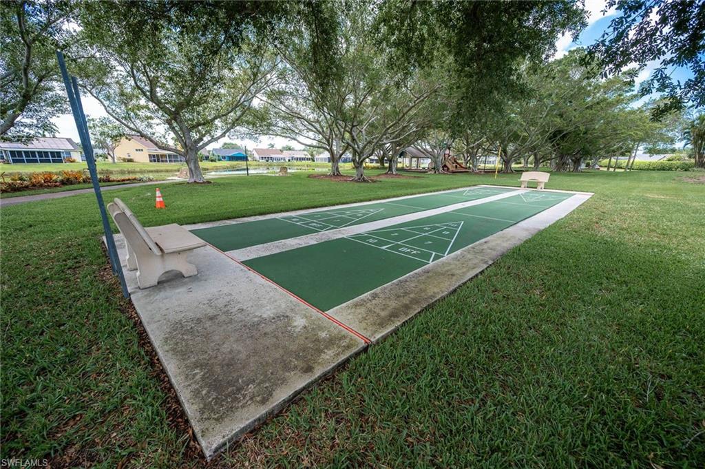 Community shuffle game area