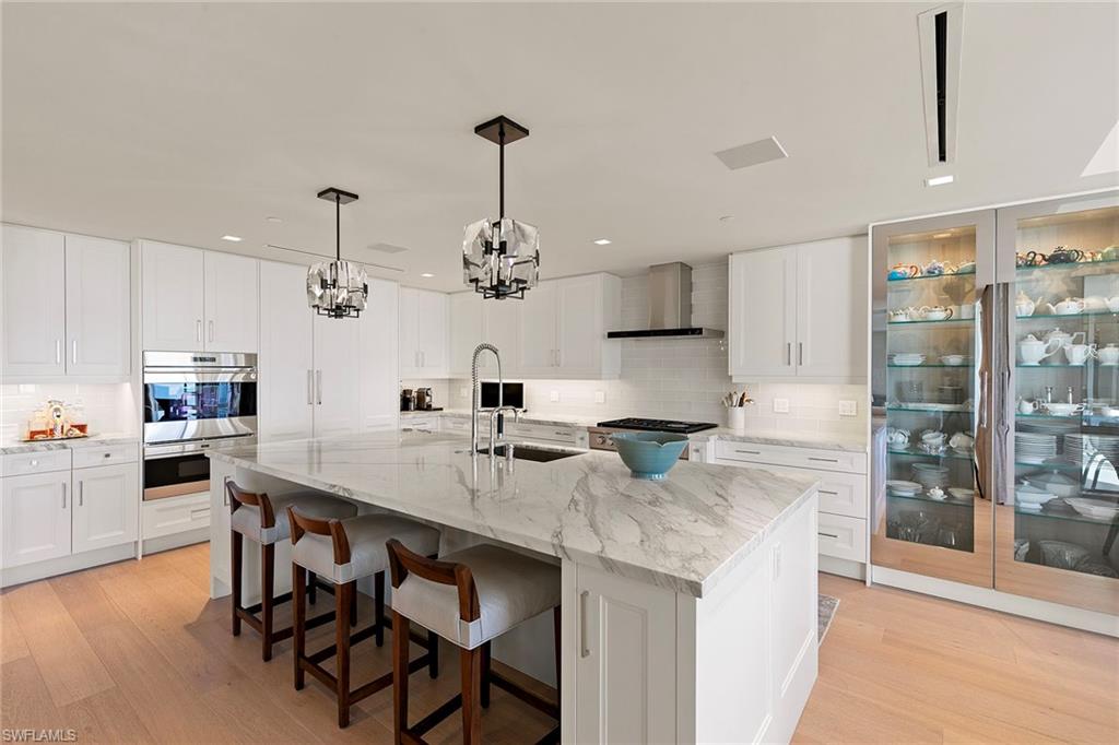 6897 Grenadier BLVD 902 photo 18
