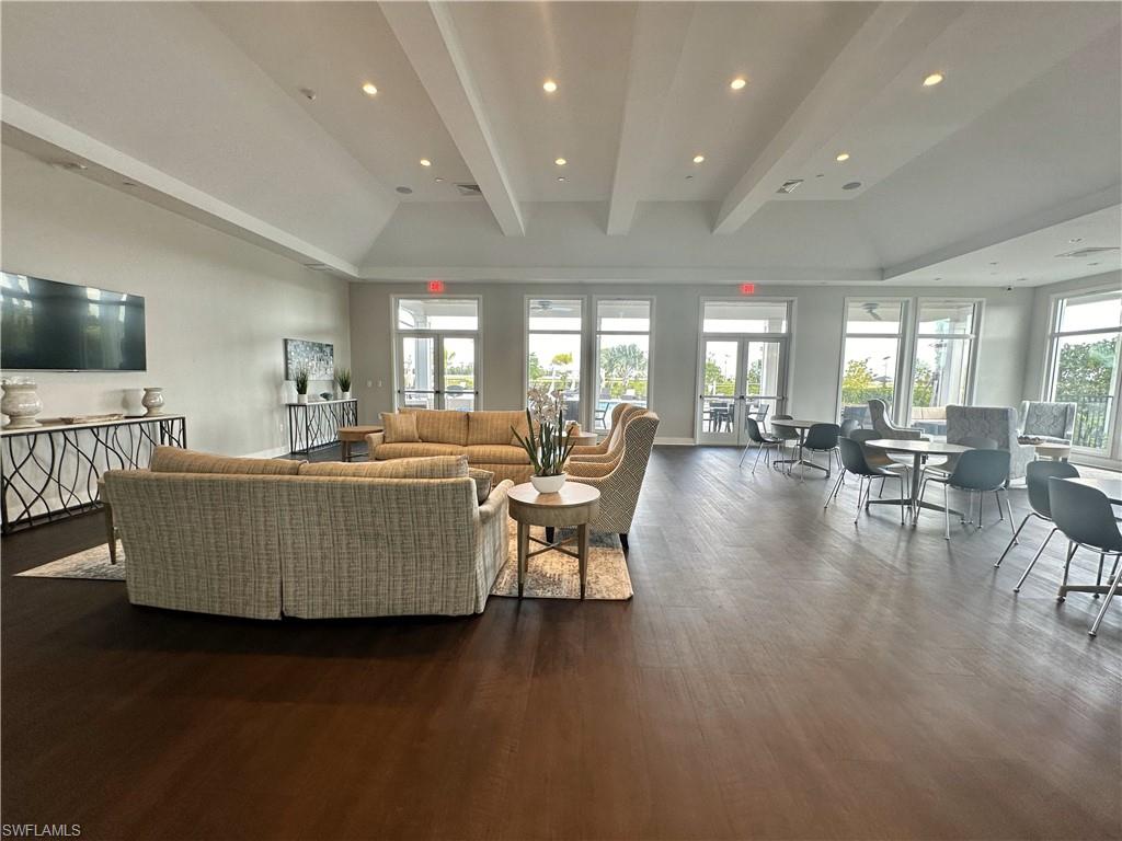 Building lobby featuring recessed lighting