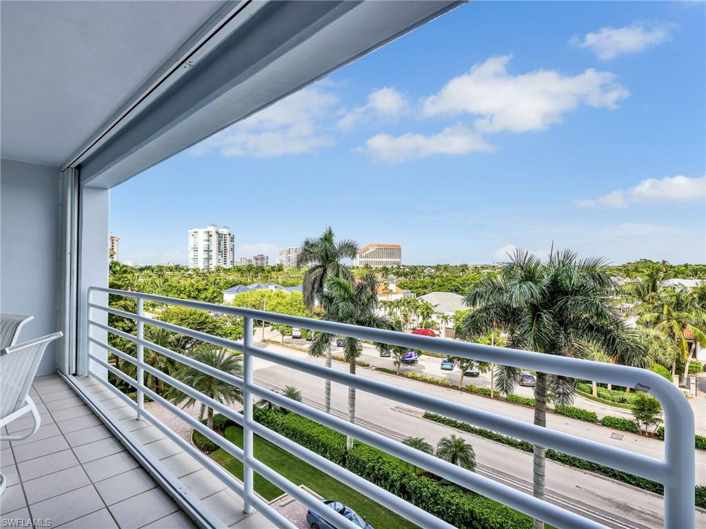 4751 Gulf Shore BLVD N 602 photo 9