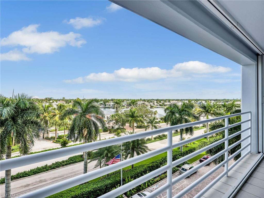 4751 Gulf Shore BLVD N 602 photo 8