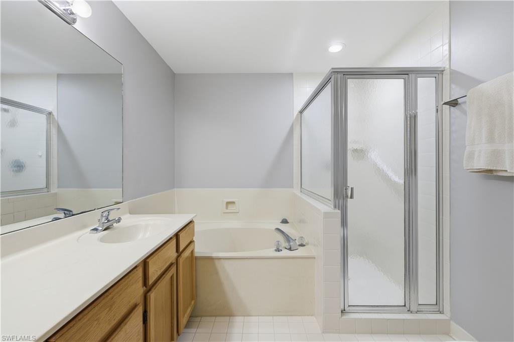 Alternate Master Bath View