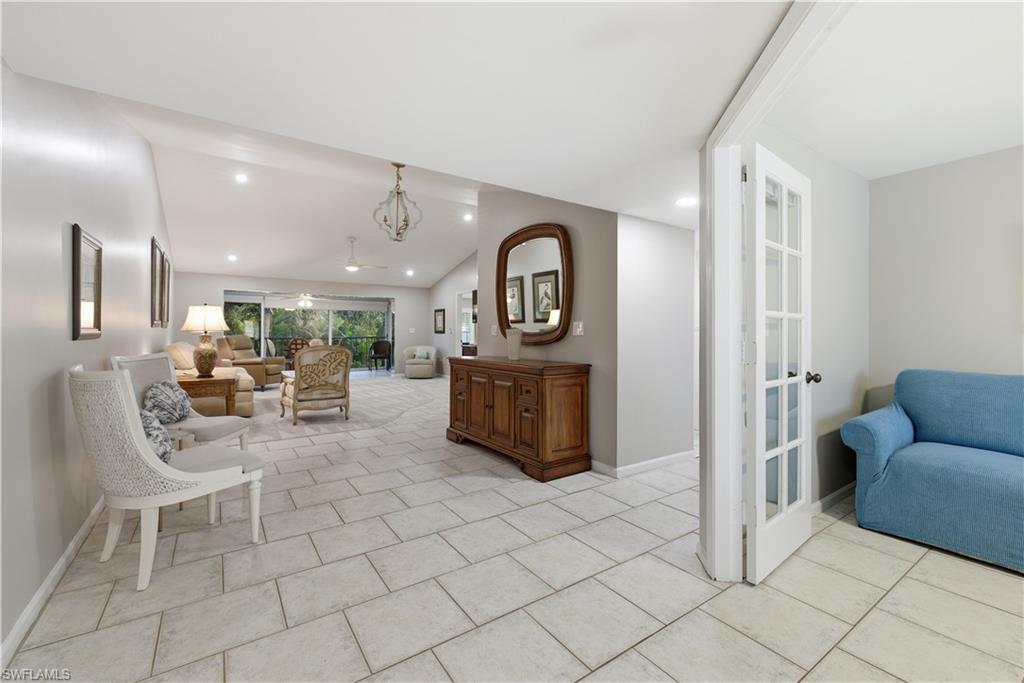Alternate Foyer Sitting Area View