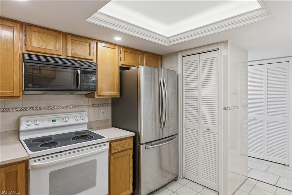 Alternate Kitchen View