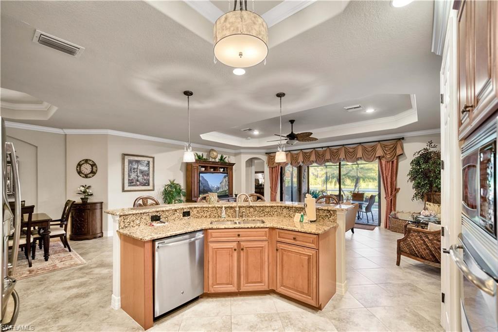 9446 Piacere WAY photo 8