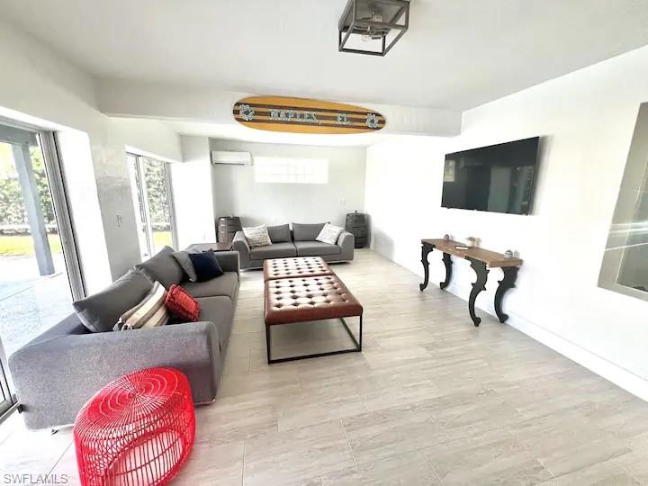 437 Trade Winds AVE photo 6