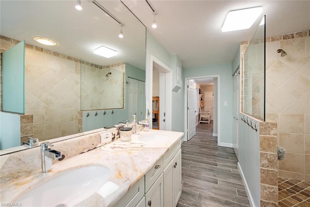 437 Trade Winds AVE photo 22