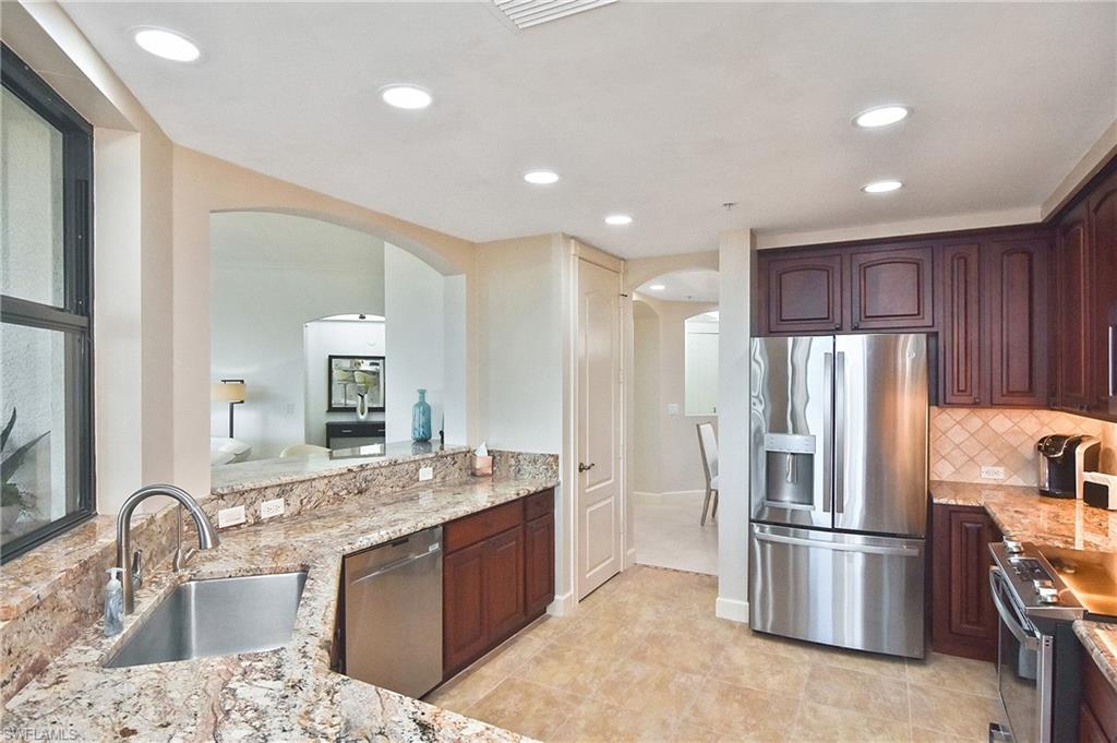 11600 Court Of Palms 606 photo 13