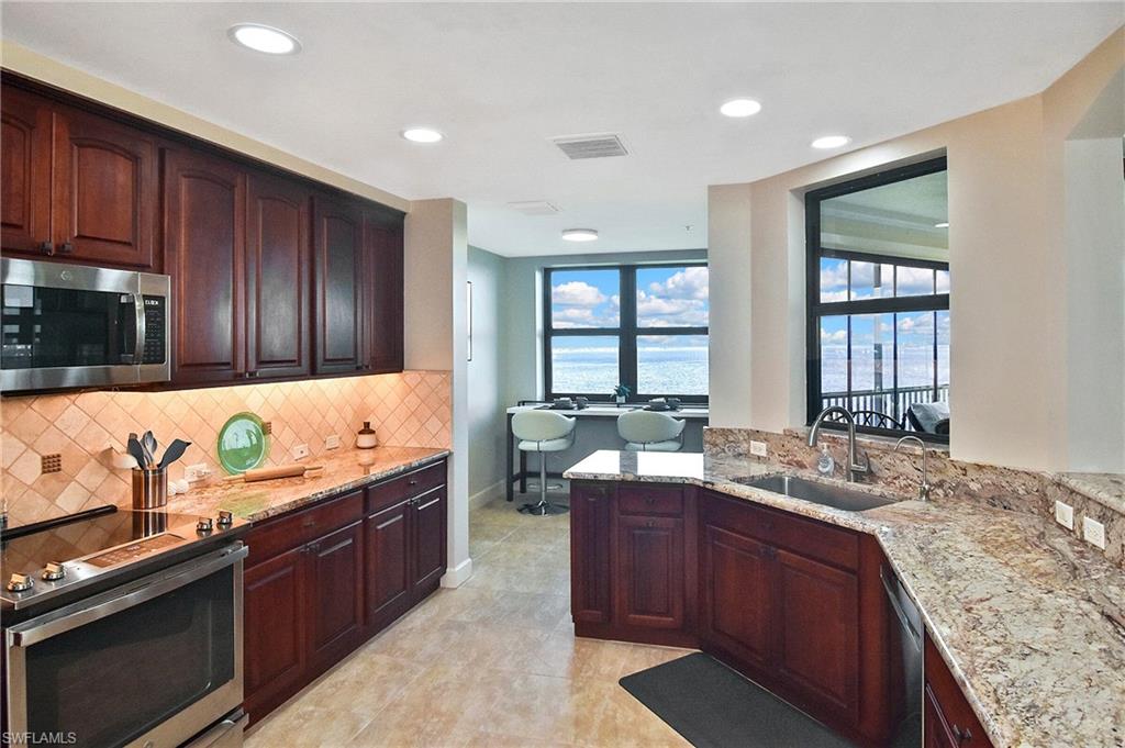 11600 Court Of Palms 606 photo 12
