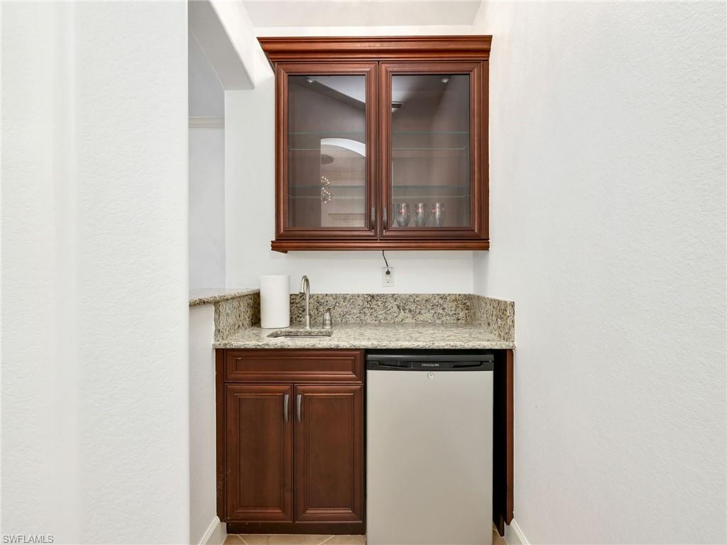 8060 Players Cove DR 101 photo 23