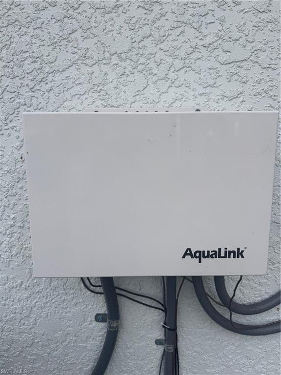 Aqua link system for pool
