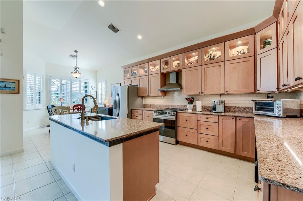 3806 Lakeview Isle CT photo 10