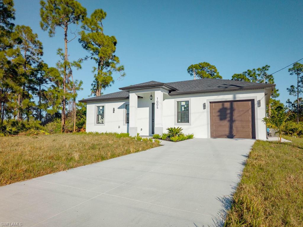 1005 Brenton AVE